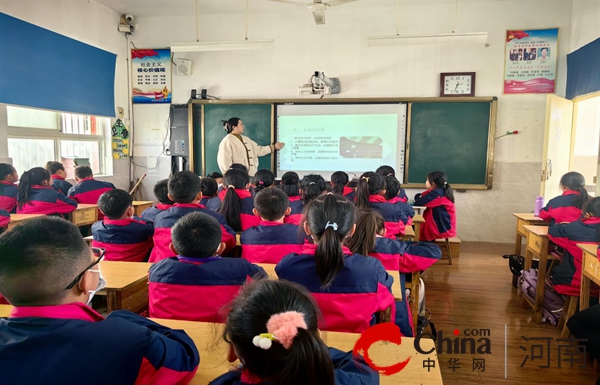 讲科学 反邪教——驻马店市第二十小学开展反邪教宣传教育活动_时快讯